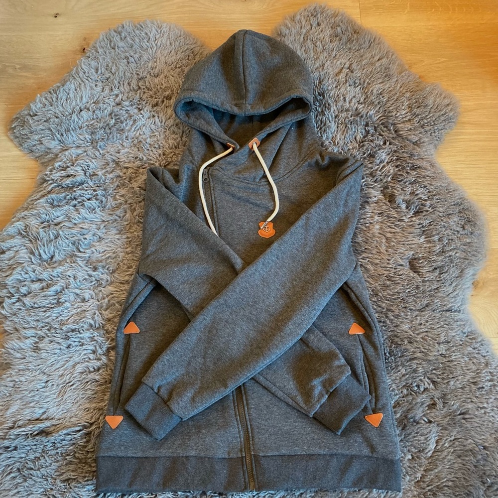 Amazon sweater - Picture 2 of 6